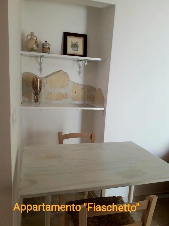 Ramasole Apartment ออสตูนี ภายนอก รูปภาพ